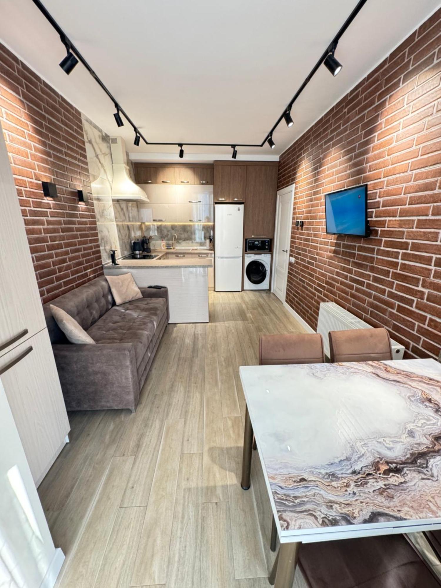 Business Lux Apartment Solomon City Chişinau Exteriör bild