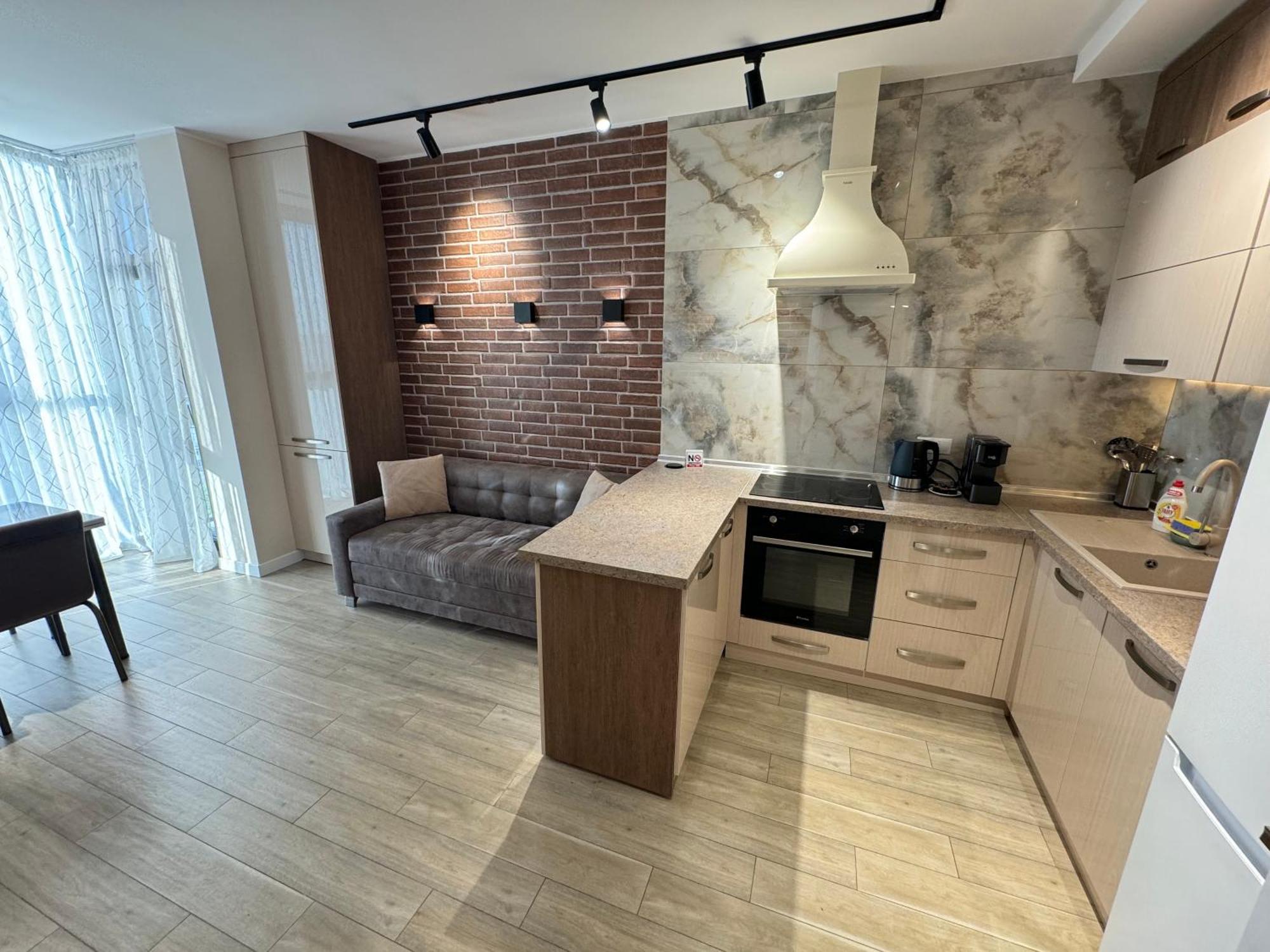 Business Lux Apartment Solomon City Chişinau Exteriör bild