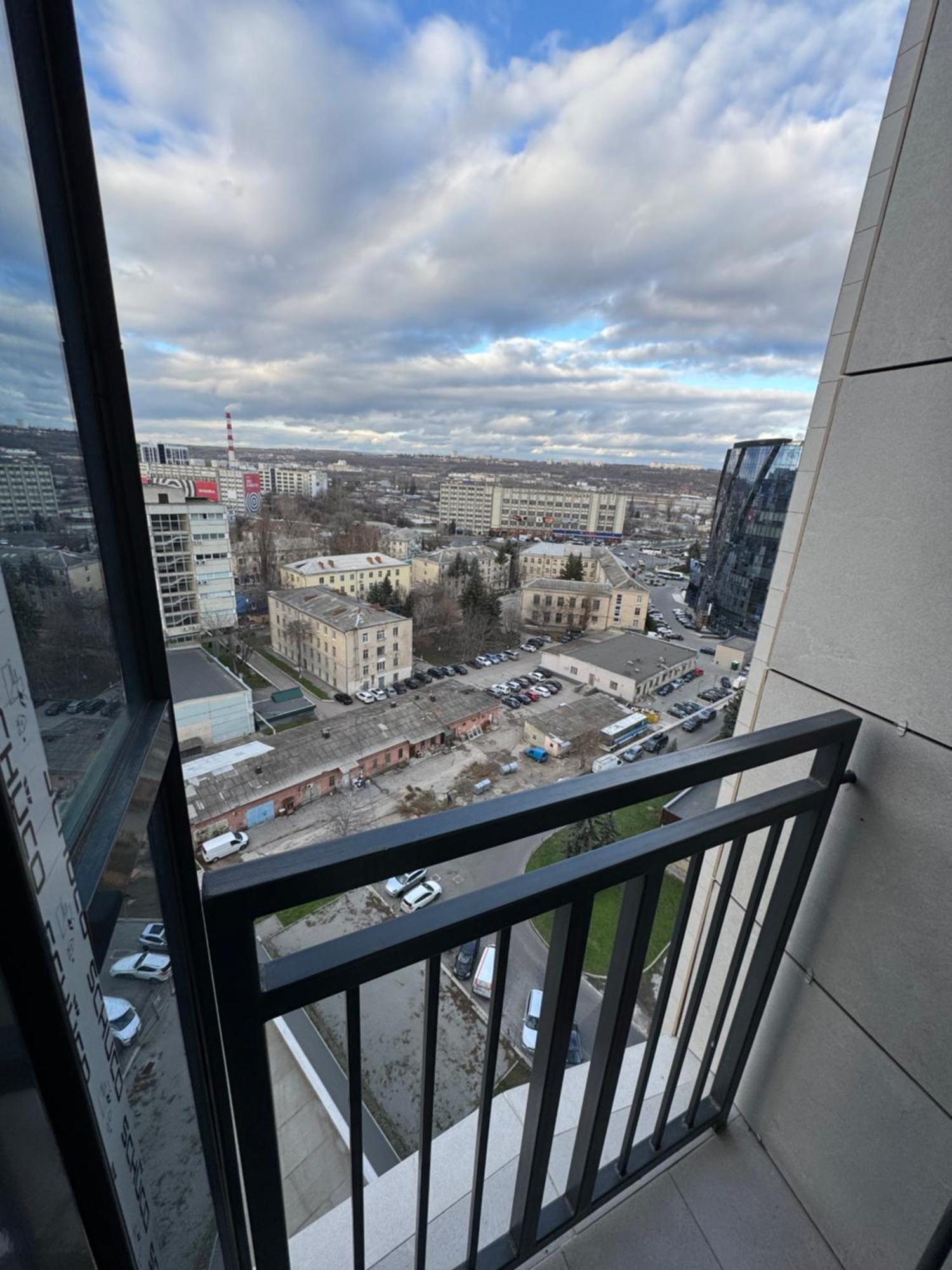 Business Lux Apartment Solomon City Chişinau Exteriör bild