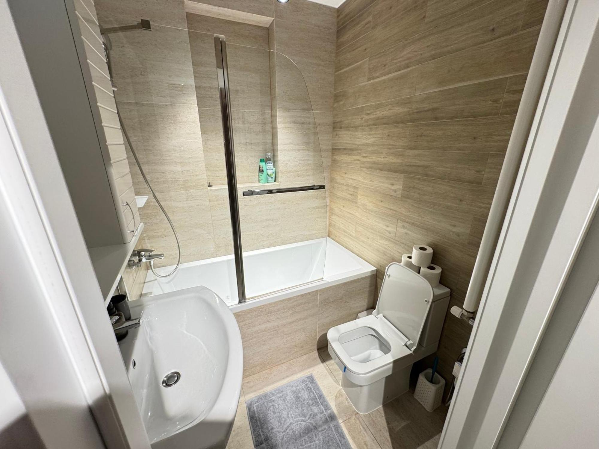 Business Lux Apartment Solomon City Chişinau Exteriör bild